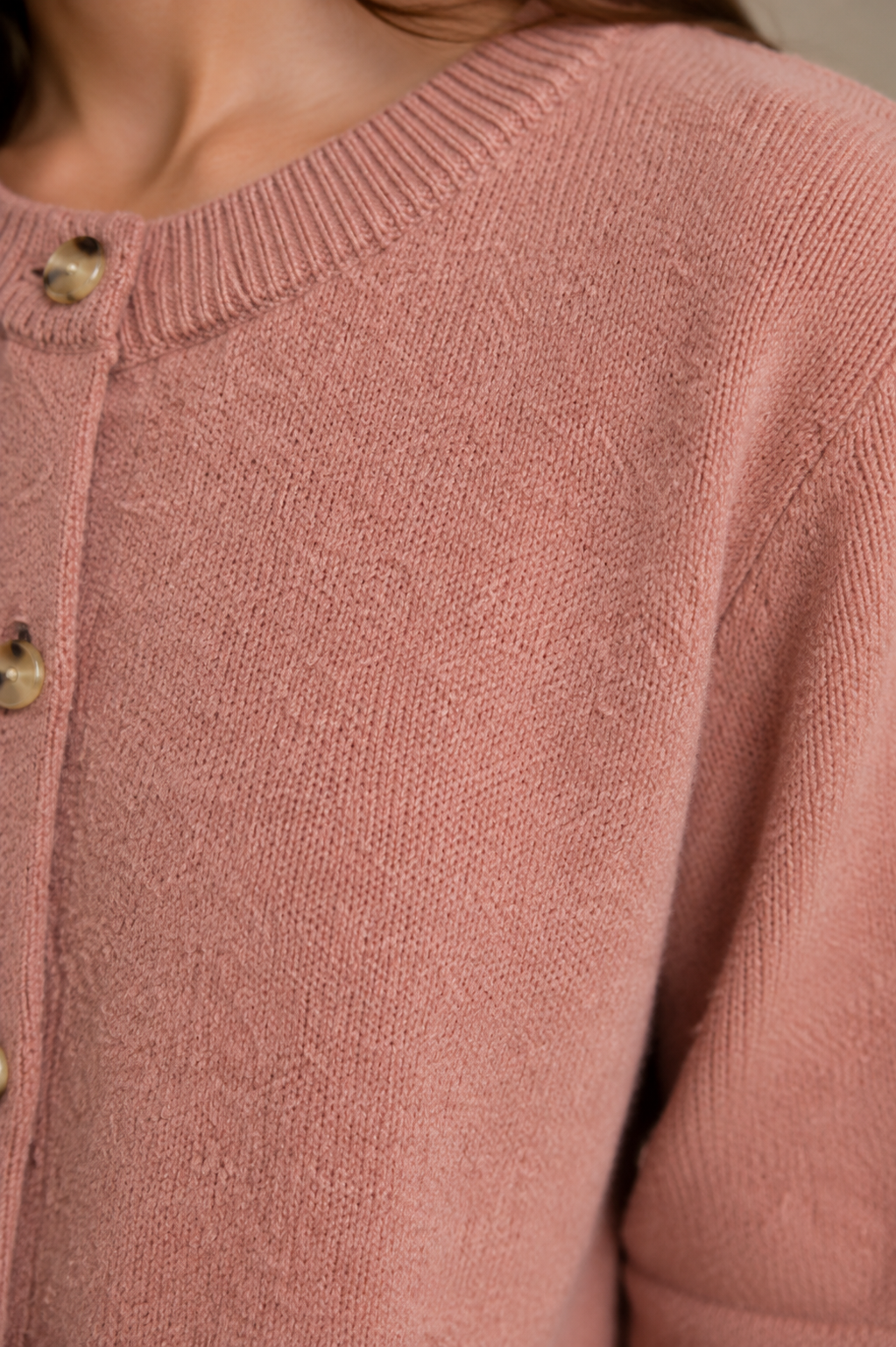 Le cardigan doux à manches 3/4