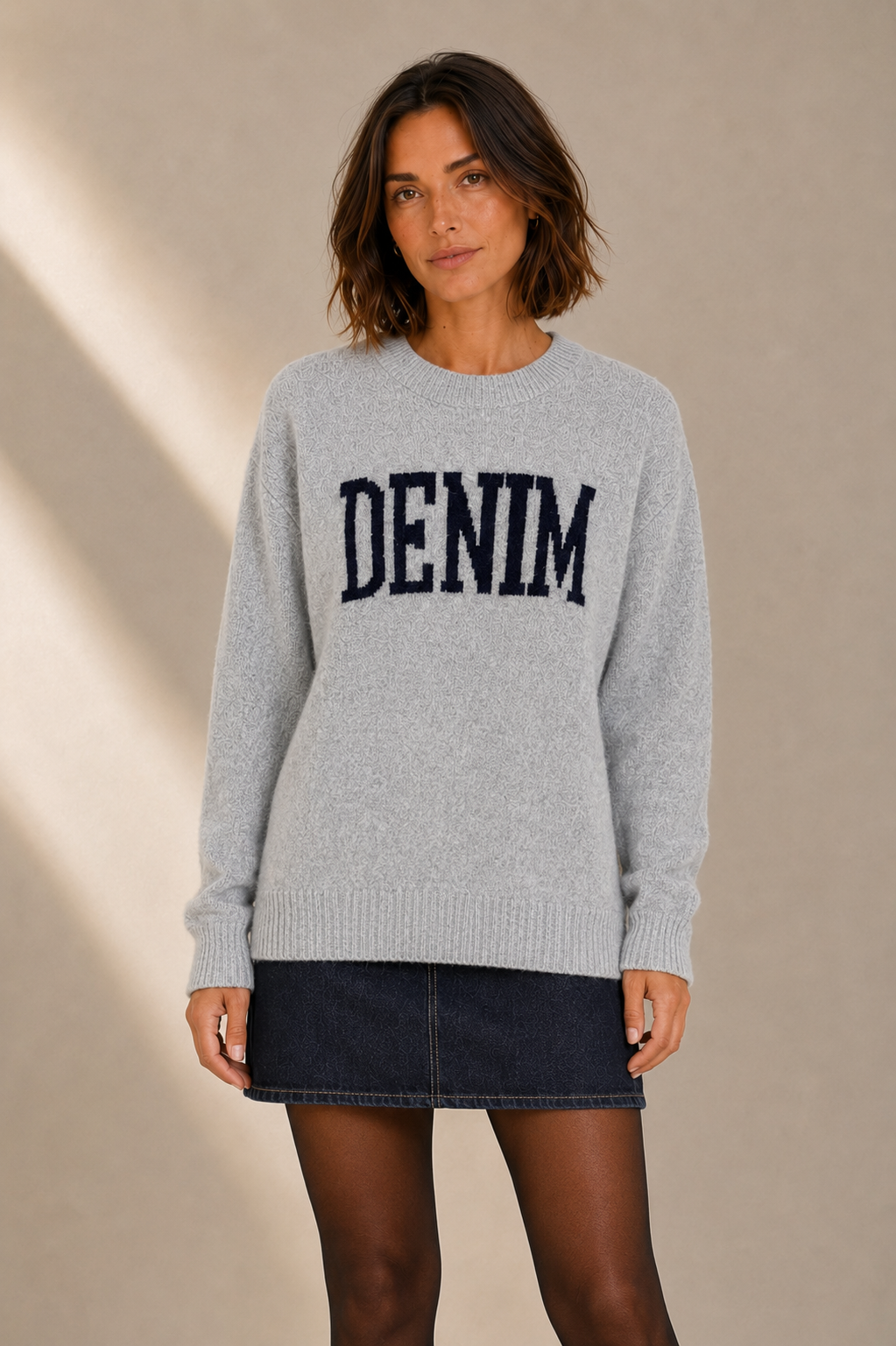 Le chandail en tricot graphique