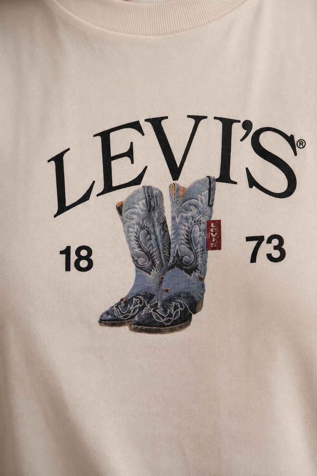 Levi's cowgirl t-shirt