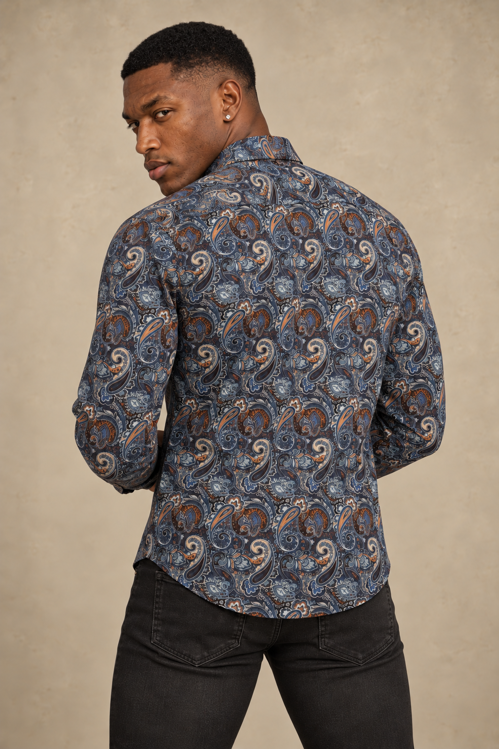 La chemise en paisley