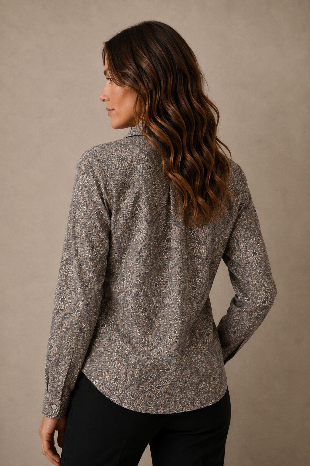 La chemise paisley taupe
