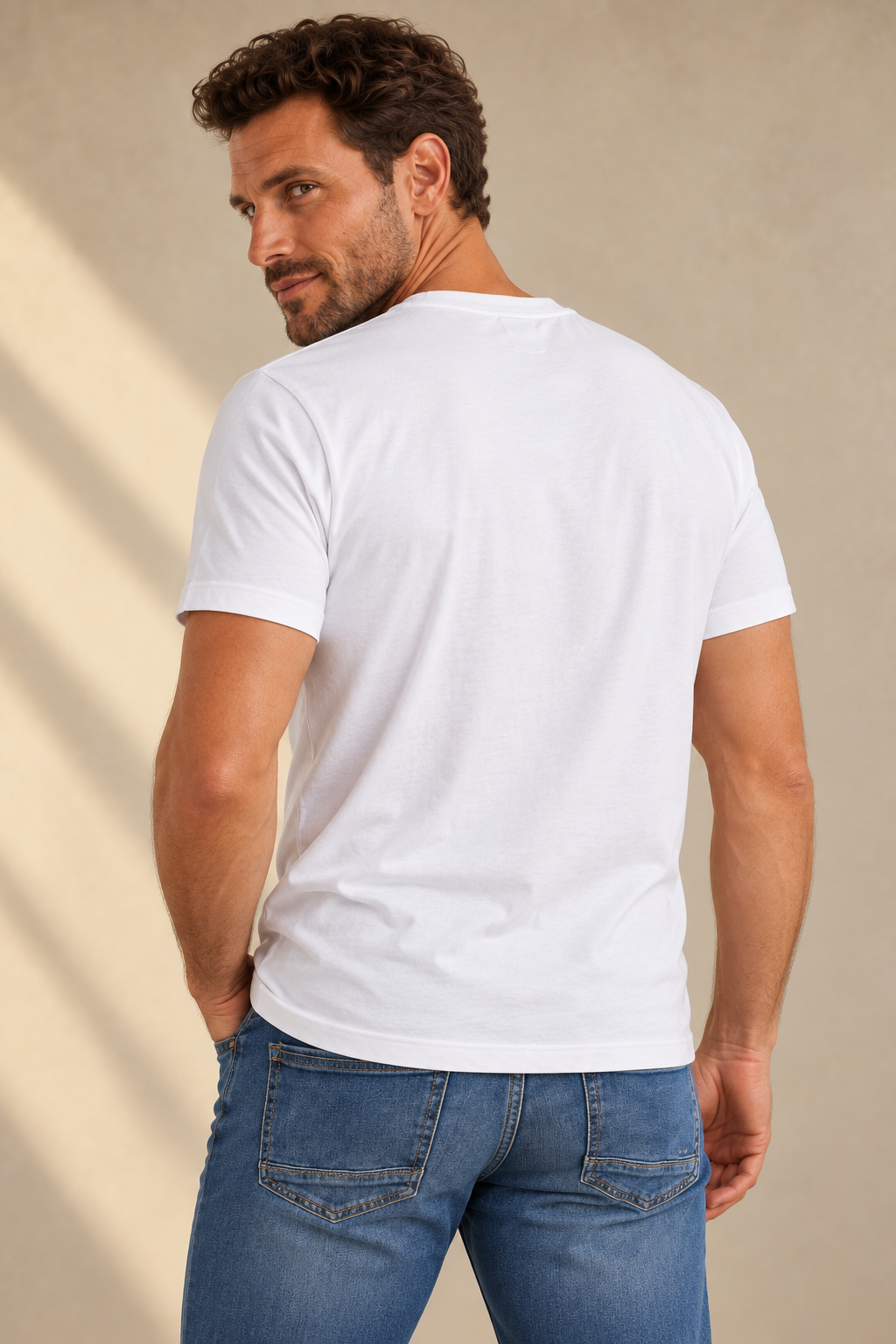 Le t-shirt à logo classique de Guess
