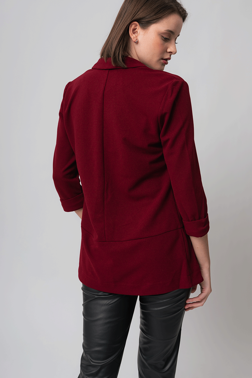 The plain open blazer with ¾ sleeves