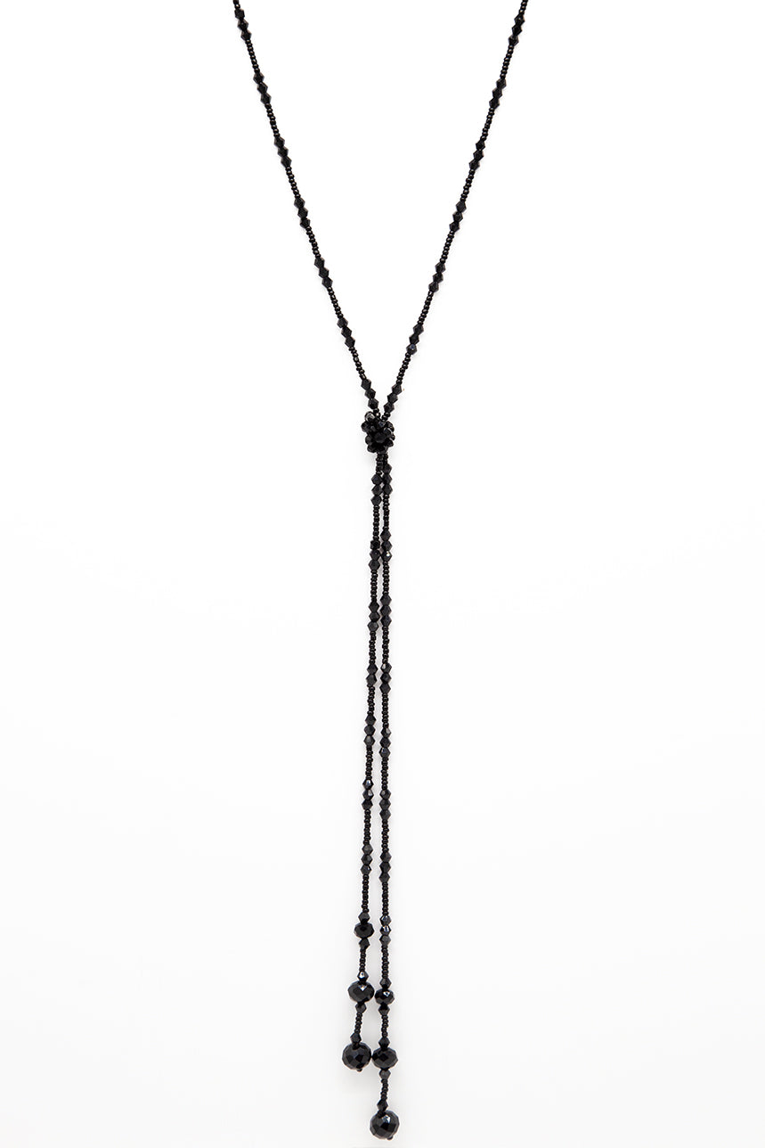 The long black necklace with a knot