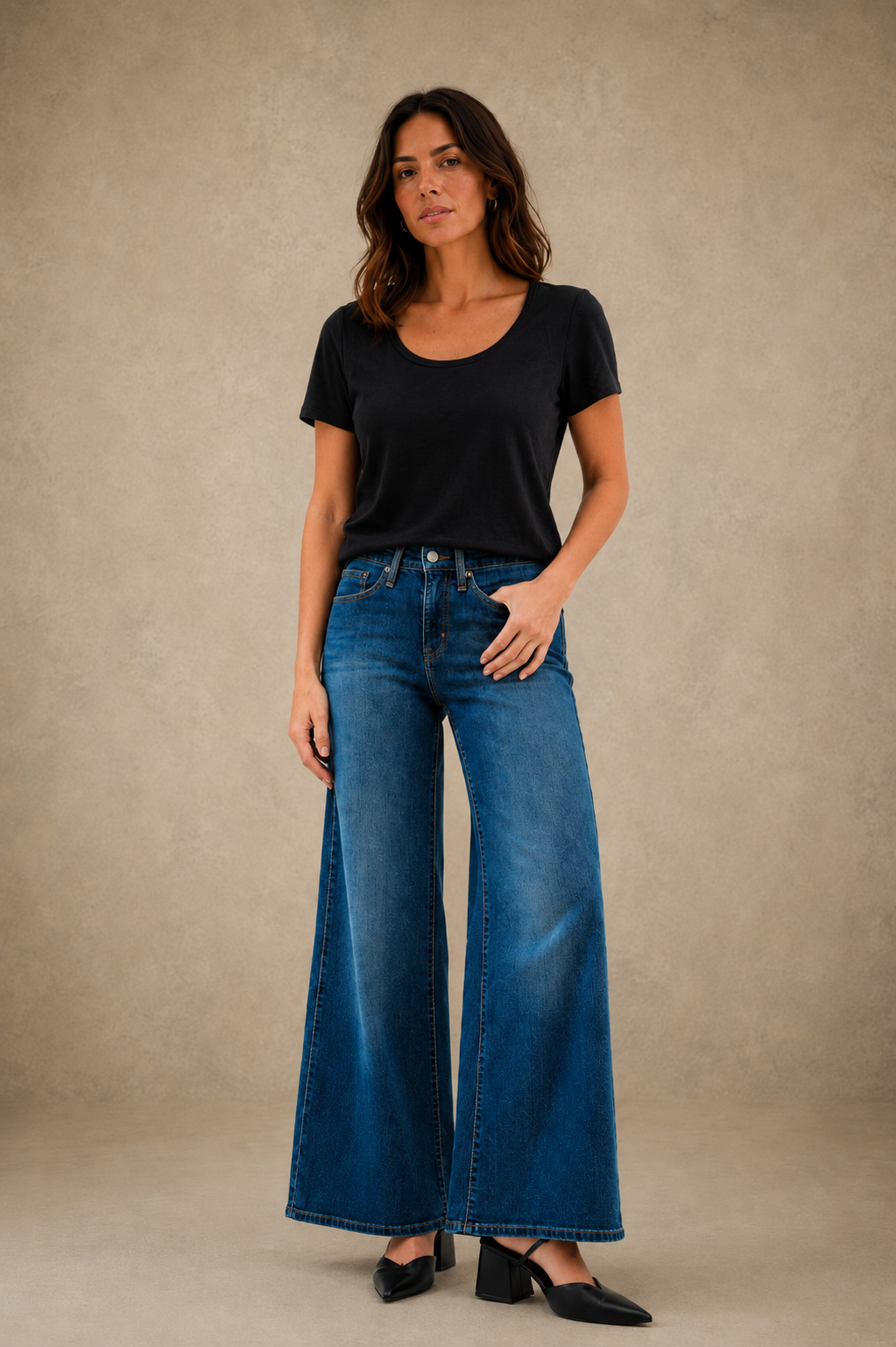 The wide, tight jeans | Model 318