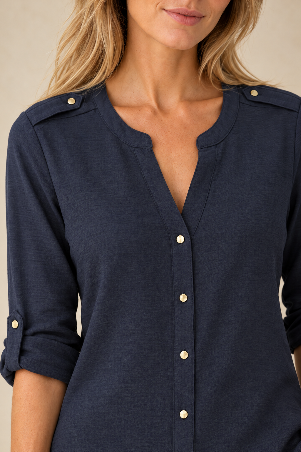 La blouse à manches ajustables