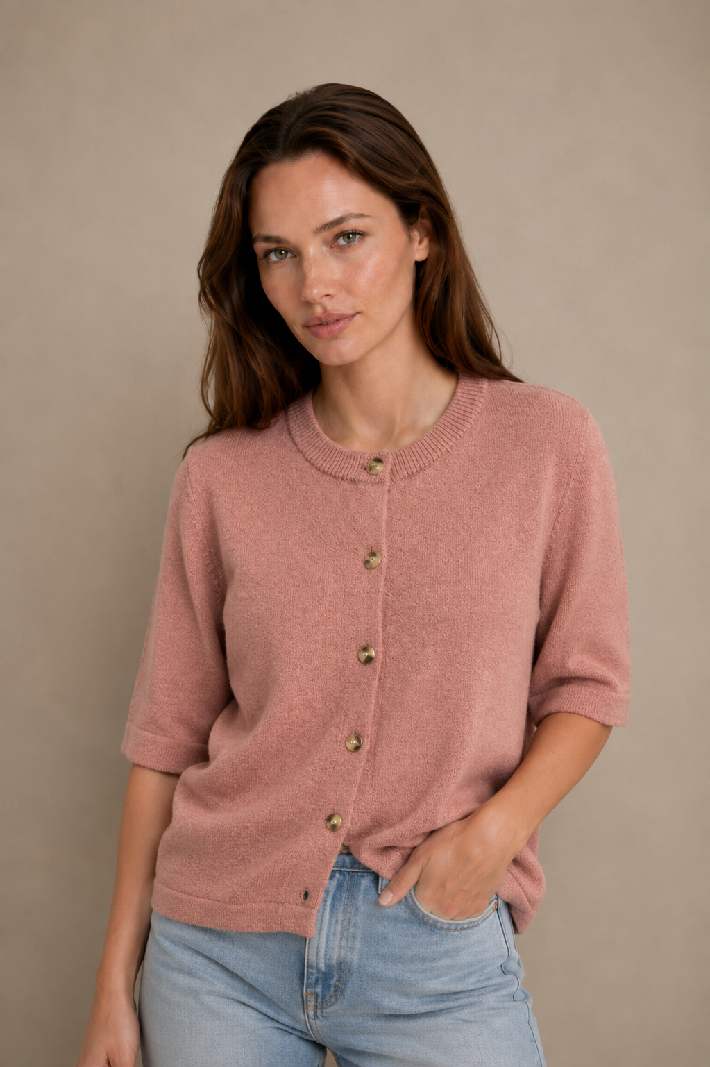 Le cardigan doux à manches 3/4