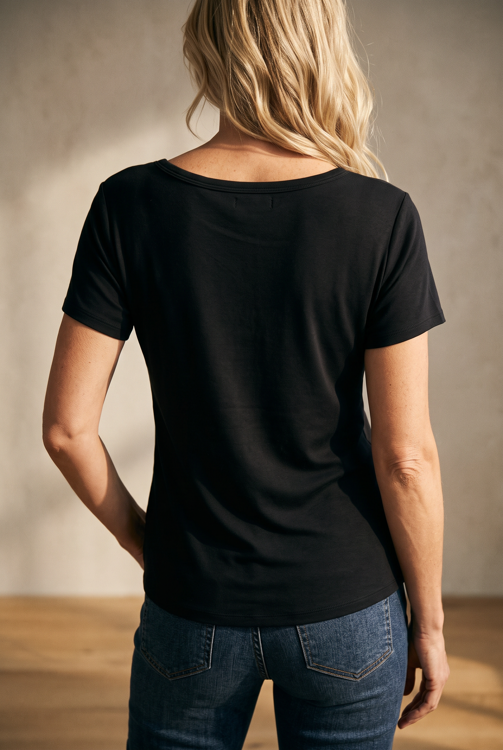 Le t-shirt à col dégagé ultra doux