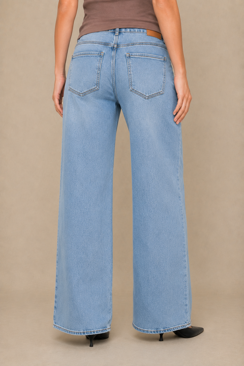 Le jean large | Modèle Lily
