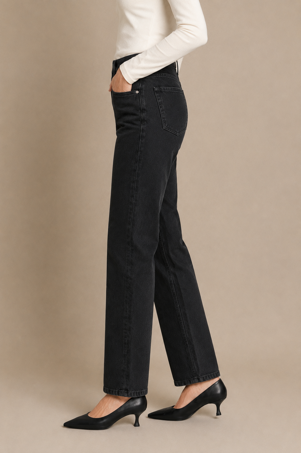 Le jean boyfriend noir | Modèle Béa