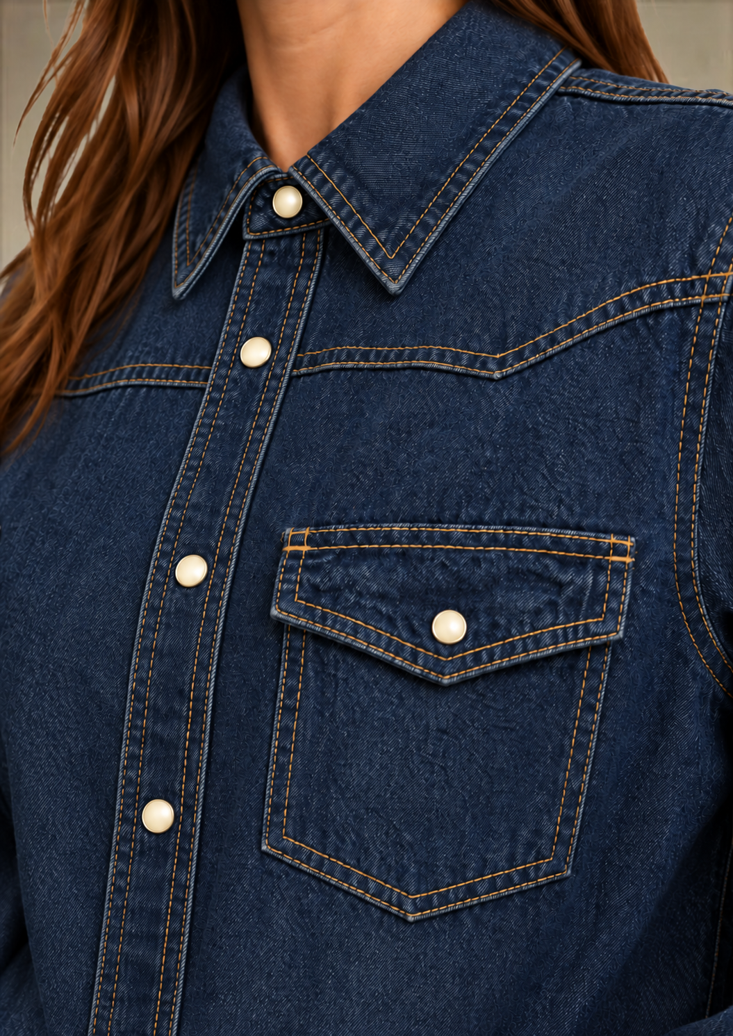 La chemise en jean style western