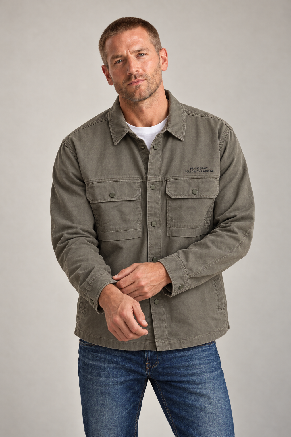 La chemise utilitaire décontractée