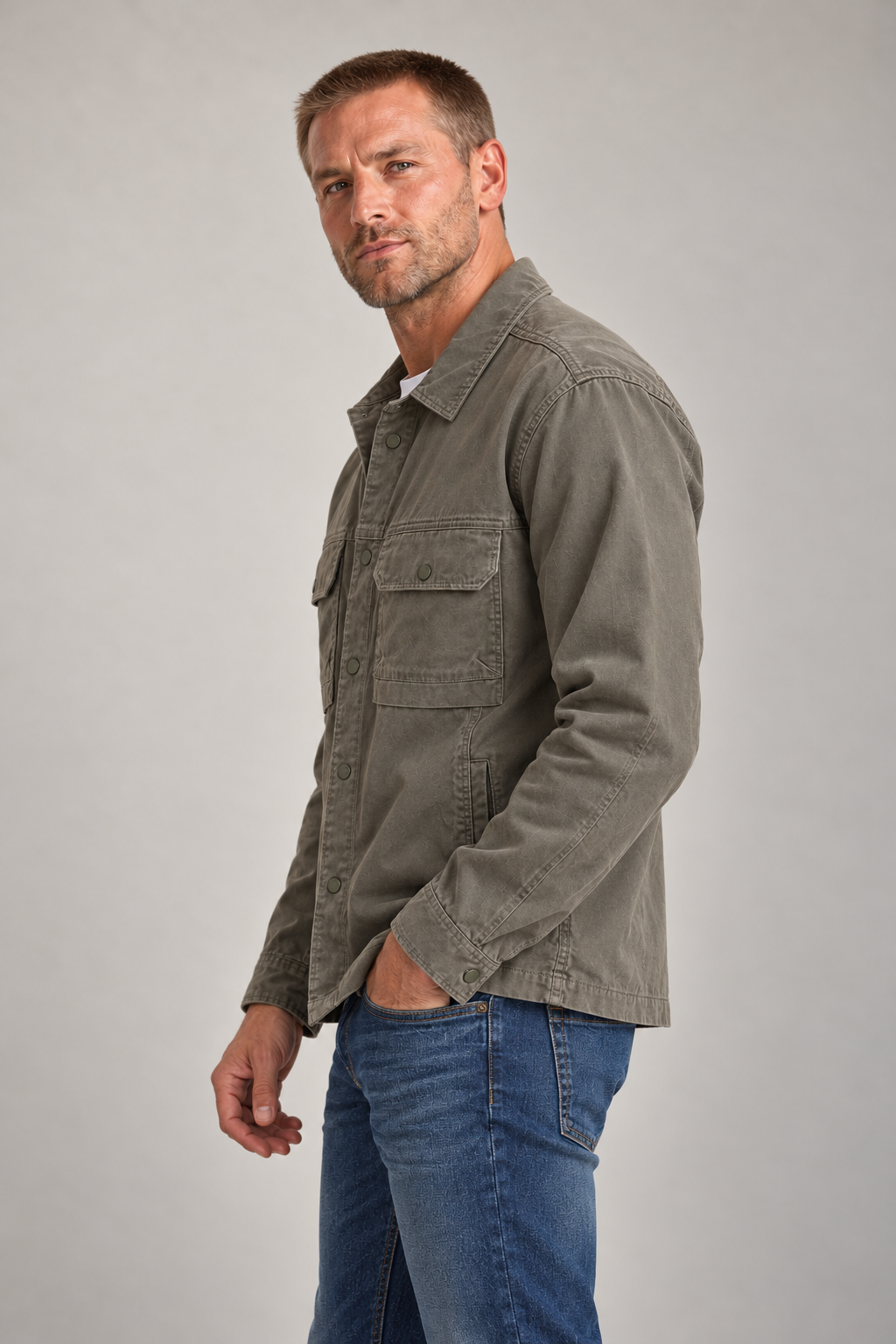 La chemise utilitaire décontractée