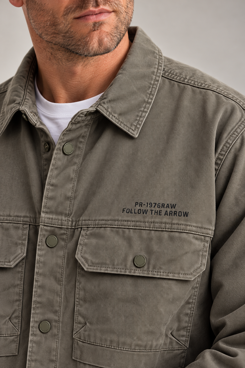 La chemise utilitaire décontractée