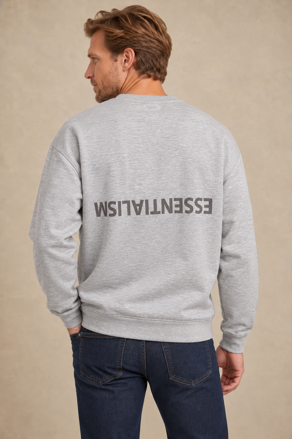 Le chandail « ESSENTIALISM »