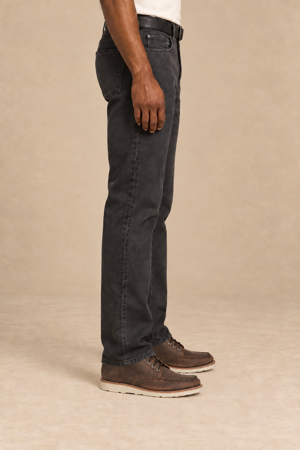 Le jean coupe droite Baru de Projek Raw
