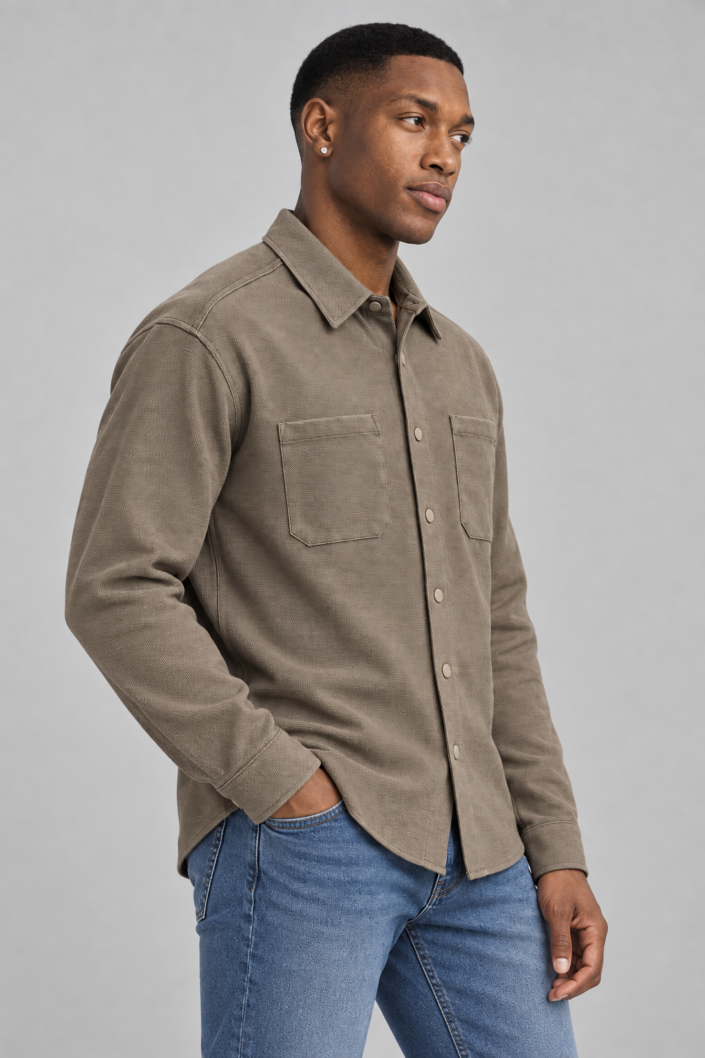 La chemise texturée à manches longues
