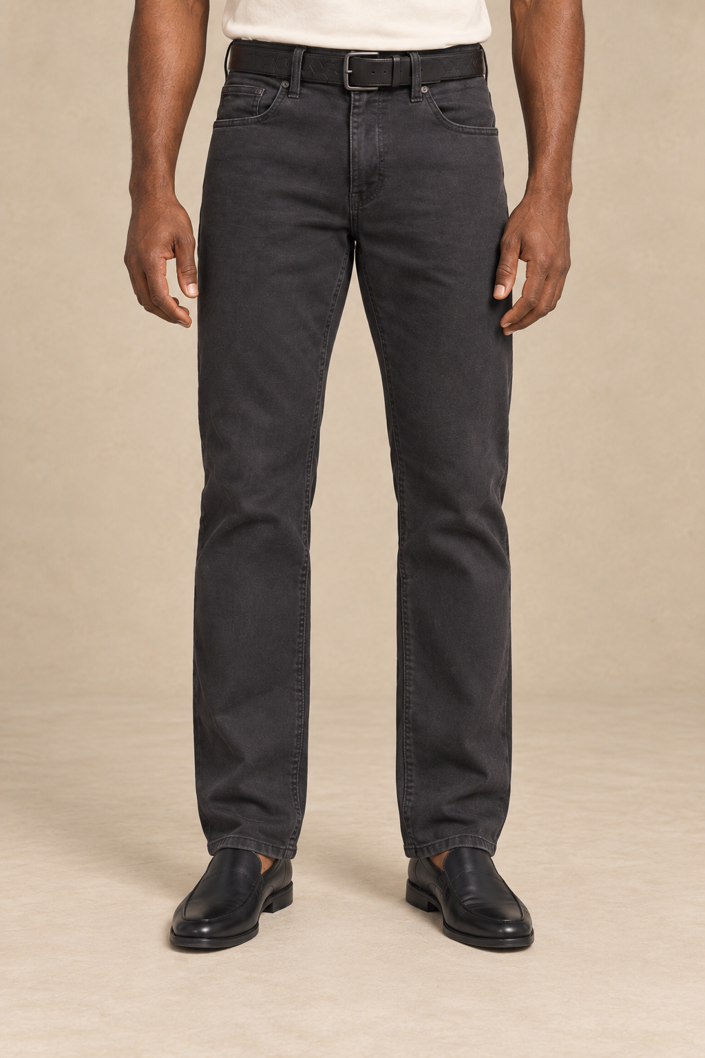 Le jean coupe droite Baru de Projek Raw