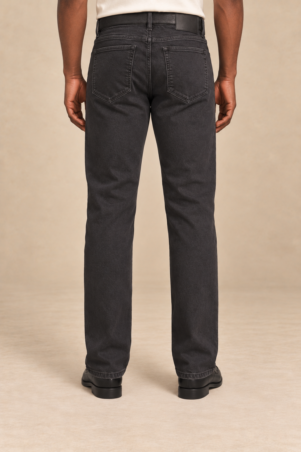 Le jean coupe droite Baru de Projek Raw