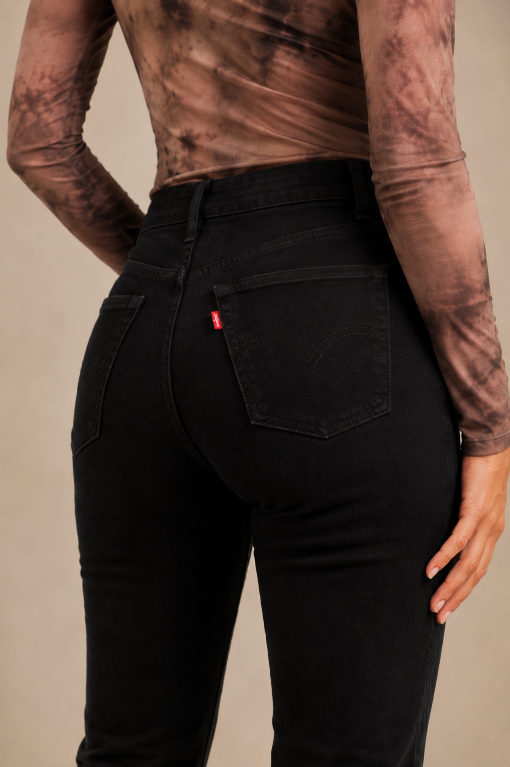 Levi's Black Straight-Leg Jeans | 314 Style