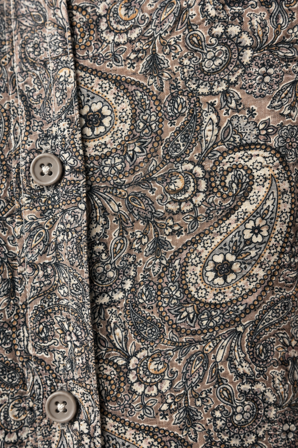 La chemise paisley taupe