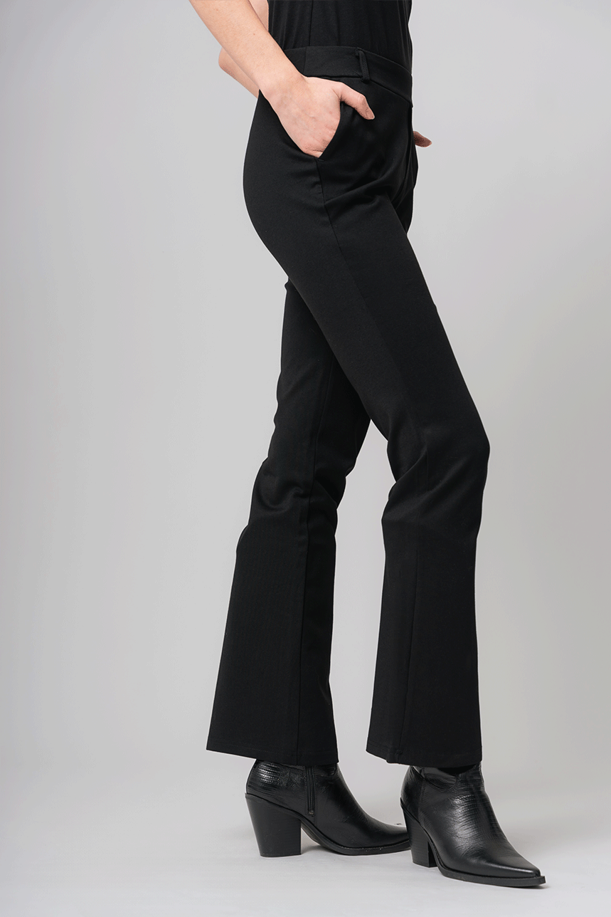 Pantalon noir évasé hotsell