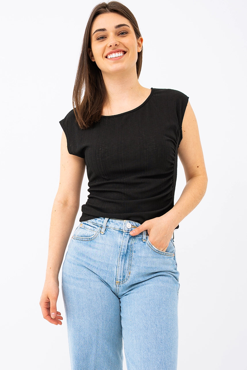 The plain gathered t-shirt