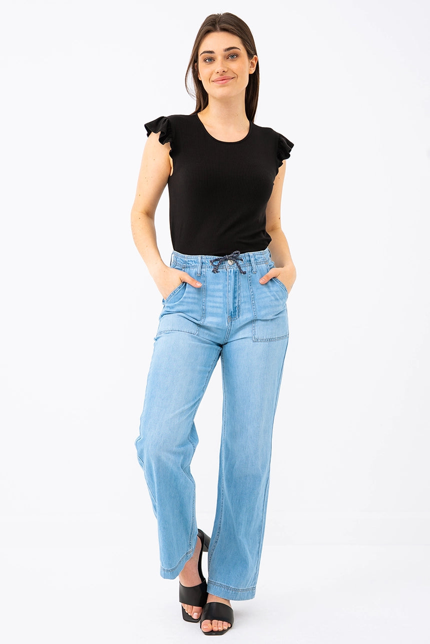 Le jeans bleu jambe large | Modèle Lily