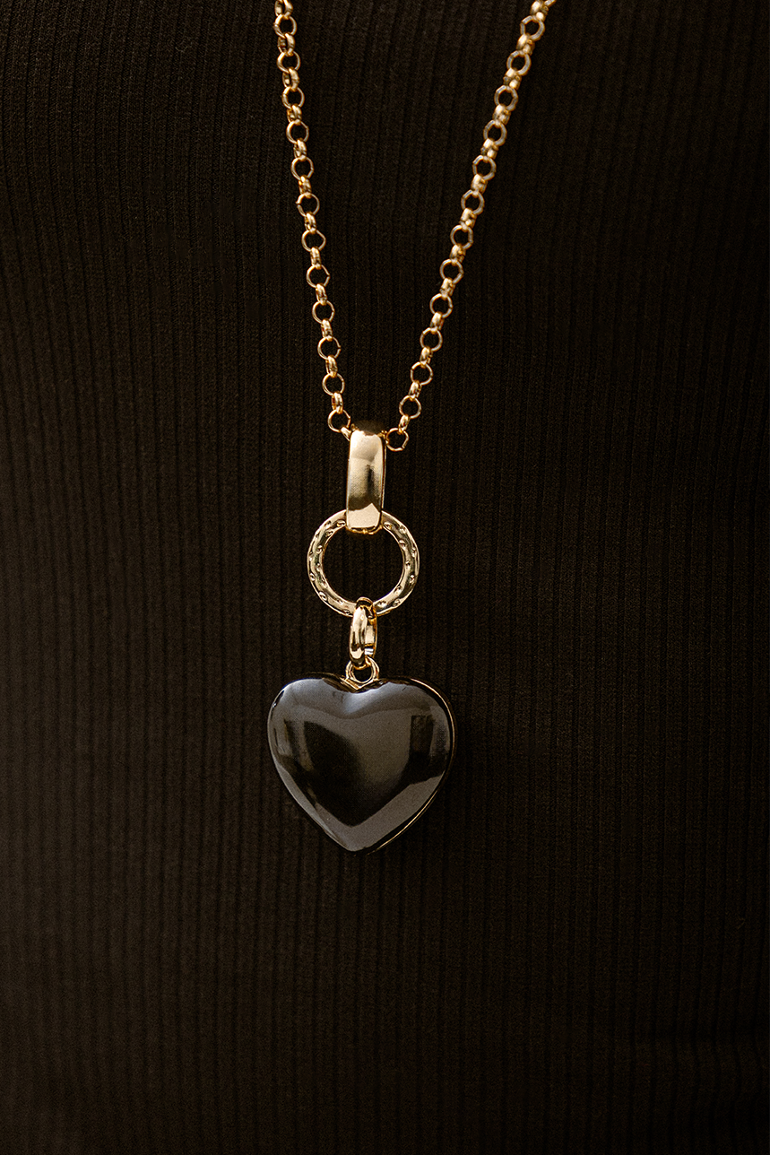 The XL heart pendant necklace