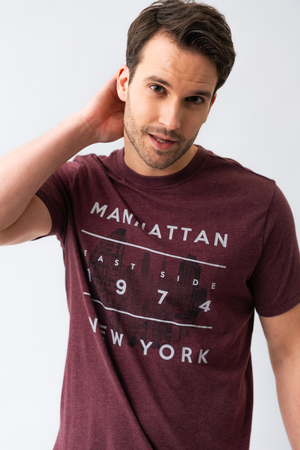 Le t-shirt graphique « Manhattan »