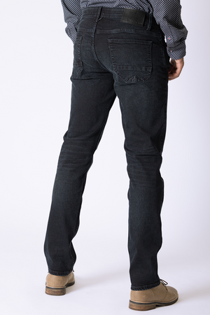 Le jeans étroit foncé | Modèle Nikko
