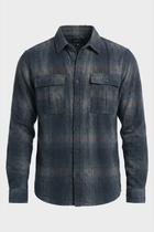 La surchemise à carreaux