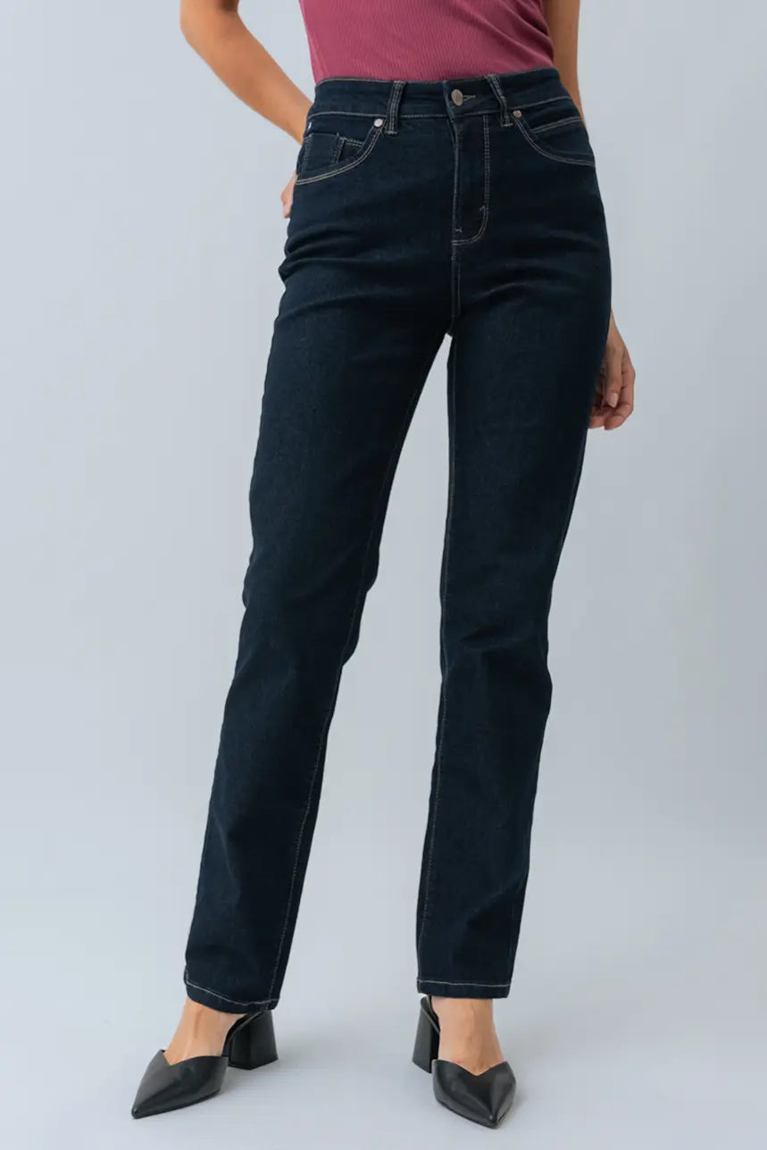 Jean droit amincissant Lois taille reguliere Modele New Gigi Jean femme Jean Lois femme Boutique le Pentagone