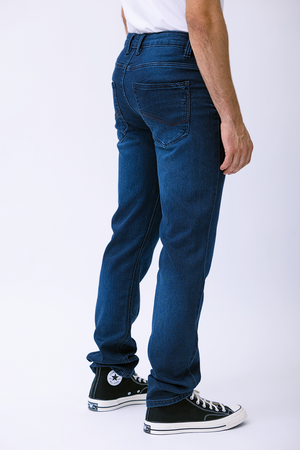 Le jeans droit taille régulière | Modèle Tremblay