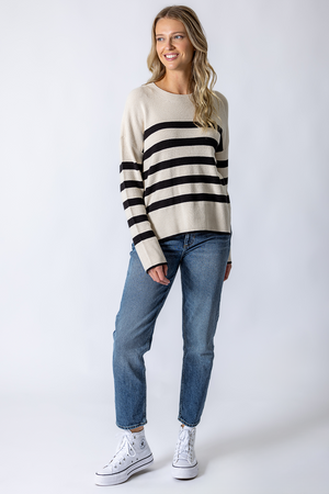 Le jeans taille haute coutures contrastes | Modèle Mom