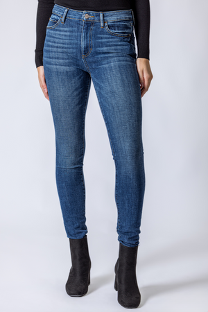 Le jeans taille haute coutures contrastes | Modèle 1981