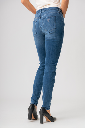 Le jeans bleu étroit | Modèle Sexy curve