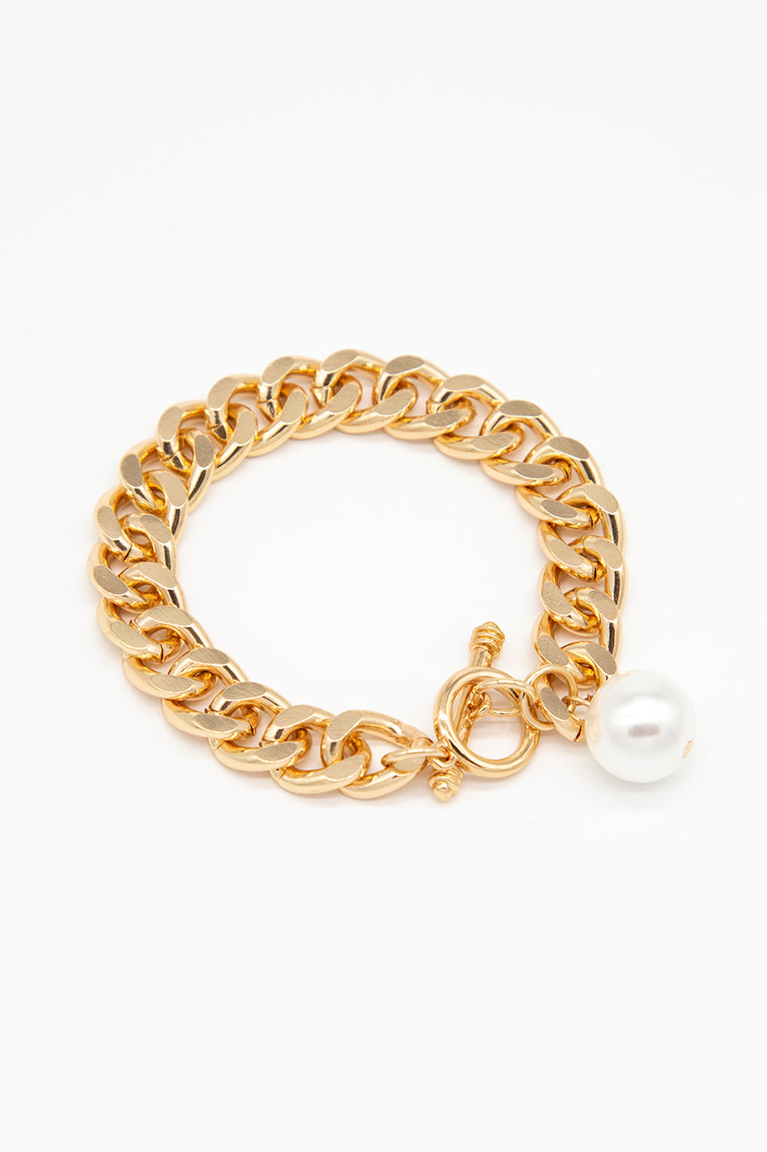 Large chain and pearl bracelet